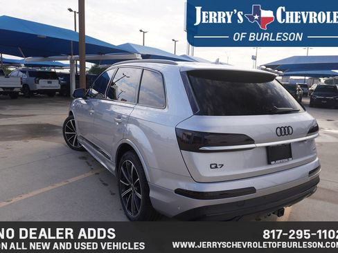Used 2021 Audi Q7 3.0T Prestige AWD/4WD image 4