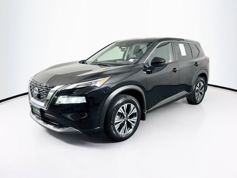 Used 2023 Nissan Rogue SV FWD image 3