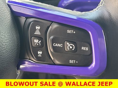 Used 2020 Jeep Wrangler Unlimited Sahara AWD/4WD image 19