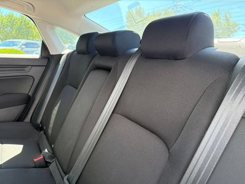 Used 2024 Honda Civic EX image 12