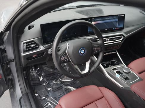 Certified 2023 BMW i4 eDrive40 RWD image 10