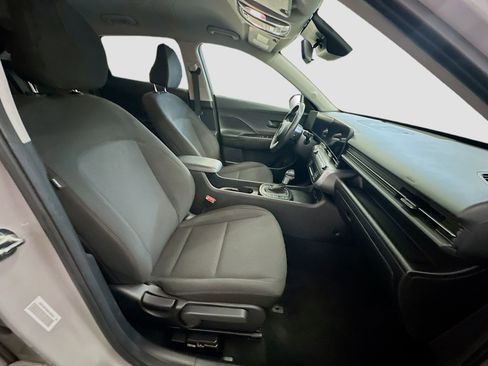 Used 2025 Hyundai Kona SEL image 31