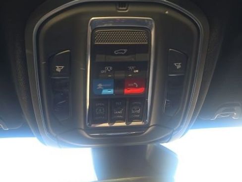 Used 2023 Jeep Wagoneer Series III w/ Convenience Group I image 20