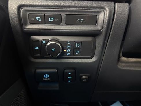 Used 2021 Ford F150 Lariat w/ Equipment Group 502A High AWD/4WD image 20