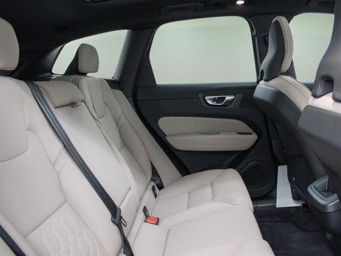New 2026 Volvo XC60 B5 Core AWD/4WD image 27