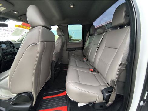 Used 2019 Ford F150 XL w/ Equipment Group 101A Mid AWD/4WD image 10