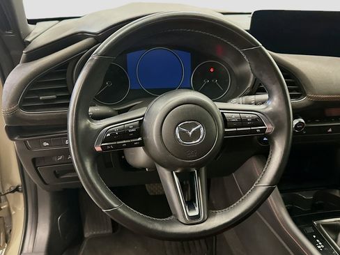 Used 2024 MAZDA MAZDA3 s image 18