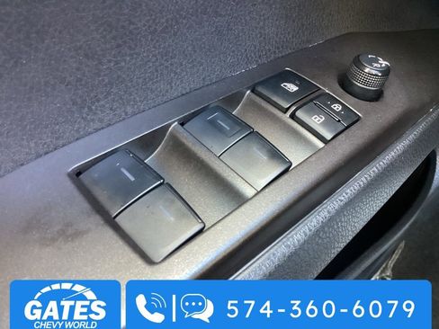 Used 2024 Toyota Camry SE image 15