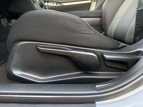 Used 2018 Honda Civic Si image 17