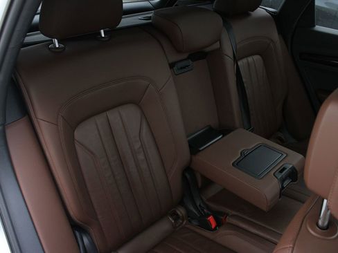 Used 2019 Audi Q5 2.0T Premium w/ Convenience Package image 23