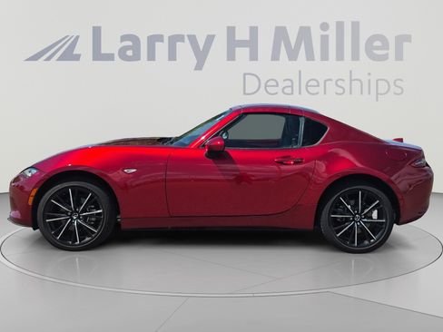 Used 2024 MAZDA MX-5 Miata RF Grand Touring w/ Weather Package RWD image 2
