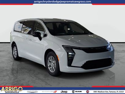 New 2027 Chrysler Pacifica Select