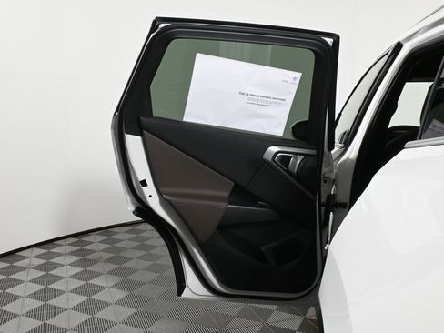 Used 2026 BMW X3 xDrive30 w/ Convenience Package image 31