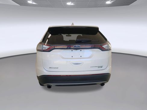Used 2018 Ford Edge Titanium w/ Equipment Group 301A AWD/4WD image 8