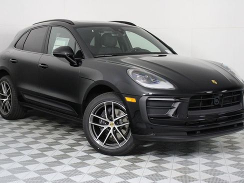 New 2026 Porsche Macan image 9