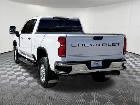 Used 2024 Chevrolet Silverado 3500 LTZ w/ LTZ Convenience Package AWD/4WD image 4