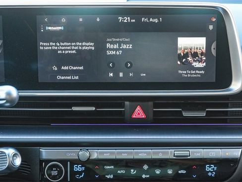 Used 2024 Hyundai Ioniq 6 Limited image 16