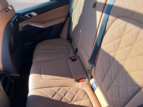 Used 2024 BMW X5 xDrive40i w/ Parking Assistance Package image 13