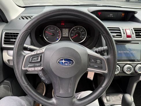 Used 2016 Subaru Forester 2.5i Premium w/ Protection Package #1 AWD/4WD image 16