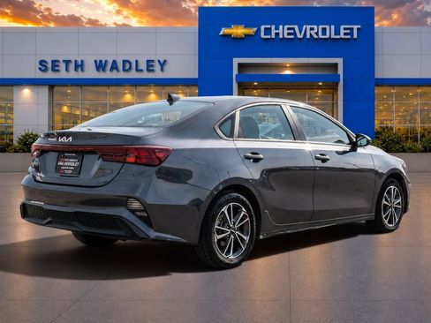 Used 2024 Kia Forte LXS FWD image 7