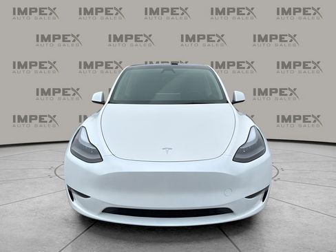 Used 2023 Tesla Model Y Long Range image 8