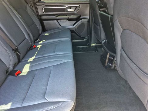 Used 2023 RAM 1500 Big Horn AWD/4WD image 14