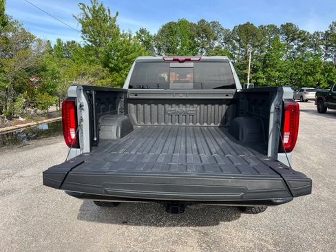 Used 2025 GMC Sierra 1500 AT4X AWD/4WD image 15
