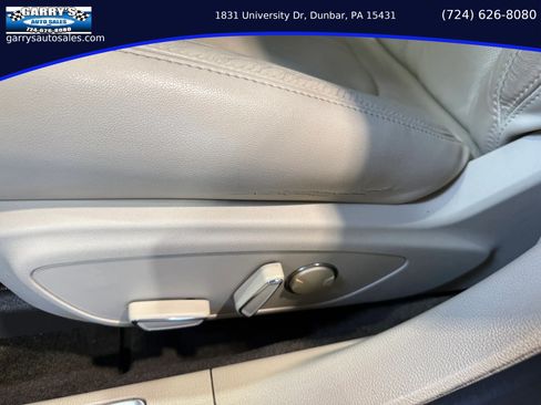 Used 2015 Lincoln MKZ w/ Equipment Group 102A Reserve FWD image 17