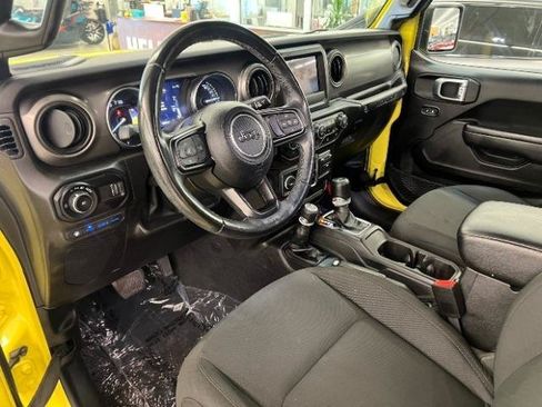 Used 2023 Jeep Wrangler Unlimited w/ Cold Weather Group AWD/4WD image 9