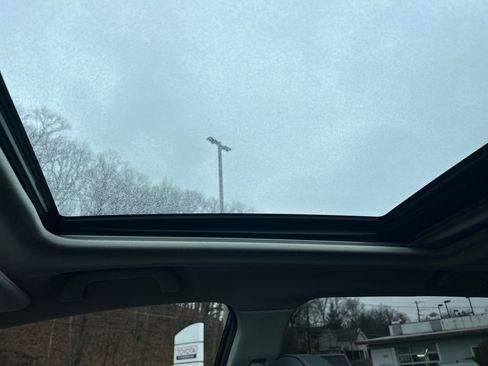 Used 2024 Subaru Forester Sport image 16