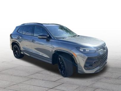 Used 2026 Volkswagen Tiguan SE R-Line