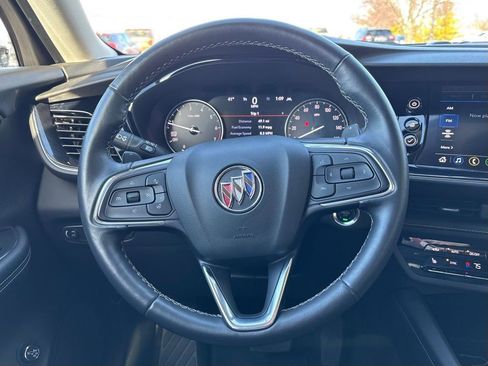 Used 2023 Buick Envision Essence image 24