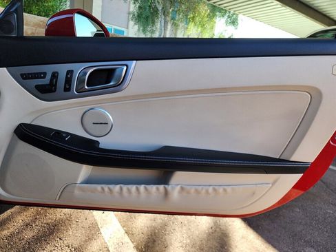 Used 2015 Mercedes-Benz SLK 250 w/ Premium Package image 70