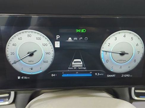 Used 2025 Hyundai Elantra SEL FWD image 15