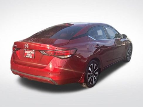 Used 2024 Nissan Sentra SV w/ SV Premium Package FWD image 7