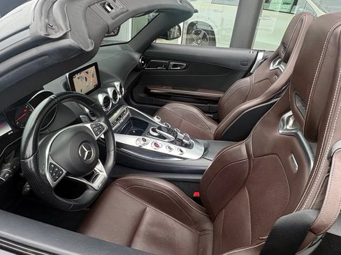 Certified 2019 Mercedes-Benz AMG GT Roadster image 8