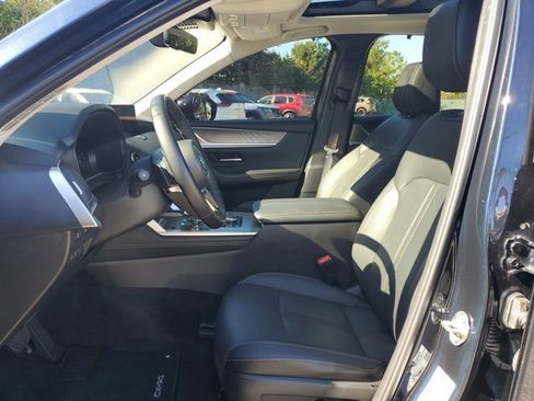 Used 2025 MAZDA CX-90 Plug-In Hybrid w/Premium Sport image 27