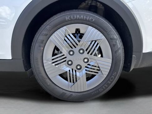 New 2026 Kia K4 FWD image 34