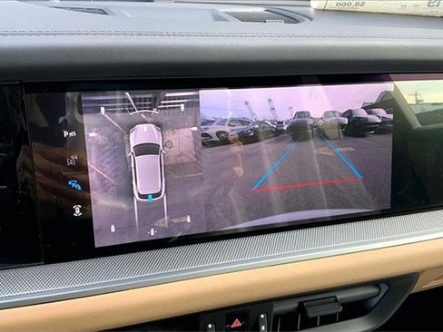 New 2026 Porsche Cayenne image 35