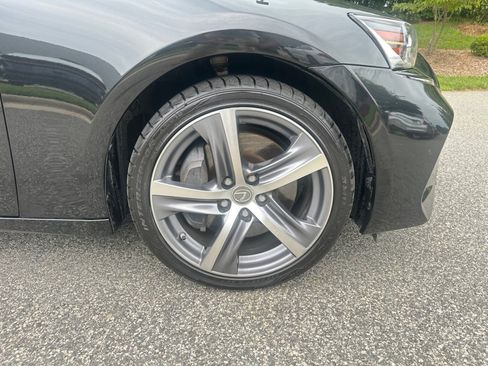 Used 2019 Lexus IS 300 w/ Navigation Package RWD image 29