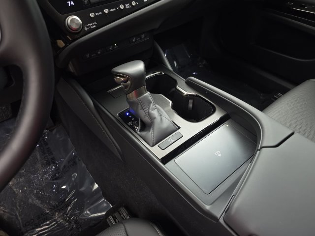 Used 2024 Lexus ES 250 w/ Premium Package AWD/4WD image 25