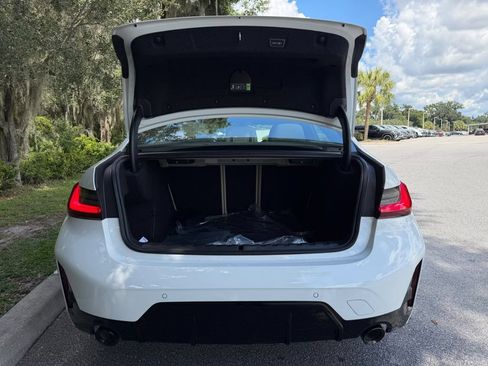 New 2026 BMW 330i Sedan w/ M Sport Package RWD image 24