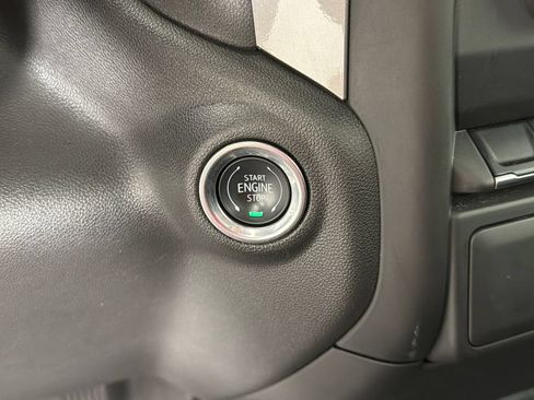 Used 2025 Chevrolet Silverado 1500 W/T RWD image 14