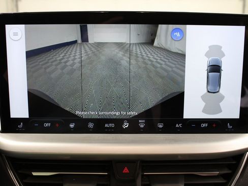 Used 2024 Ford Escape Platinum image 18