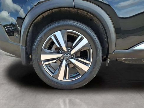 Used 2023 Nissan Rogue Platinum FWD image 20