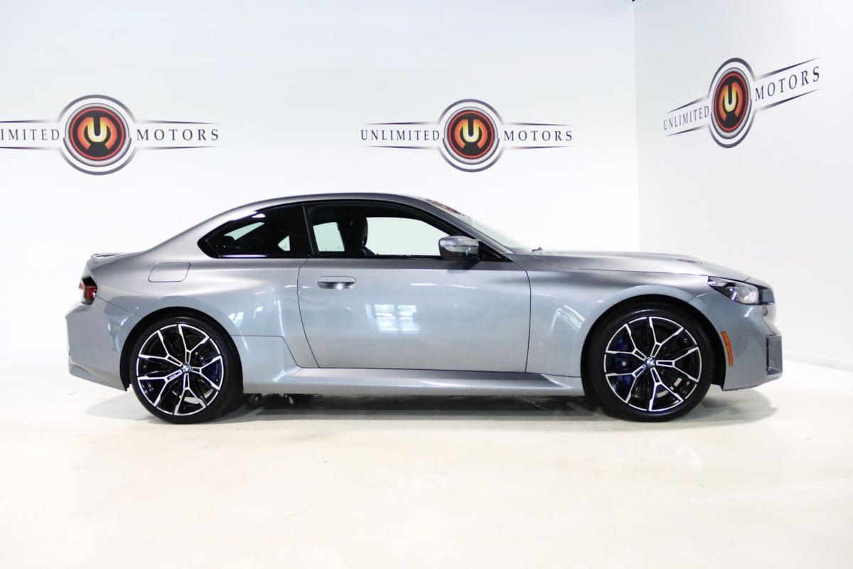 Used 2025 BMW M2 w/ Lighting Package RWD image 42