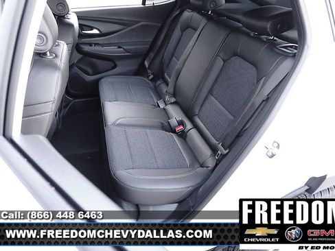 New 2026 Buick Envista Preferred image 14