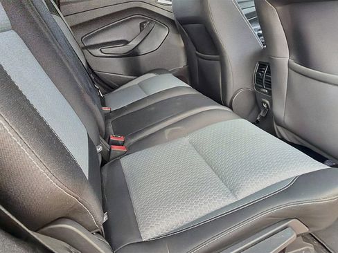 Used 2019 Ford Escape SE FWD image 29