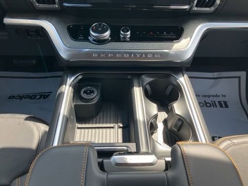 New 2026 Ford Expedition Tremor image 21