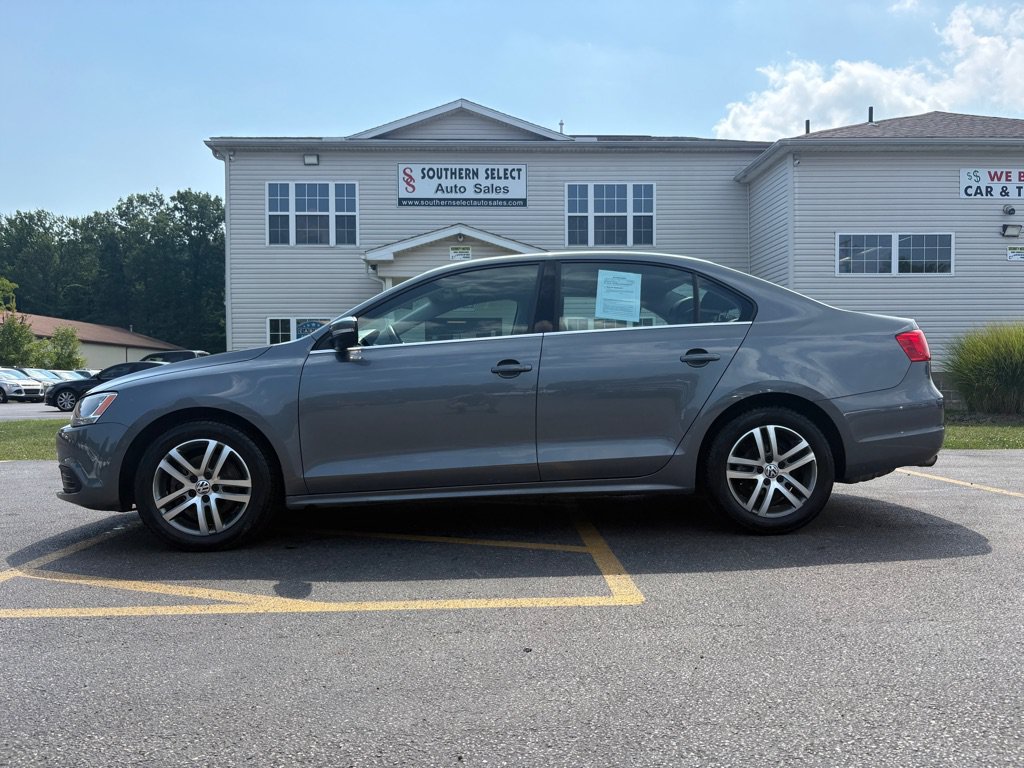 Used 2014 Volkswagen Jetta SE FWD image 1